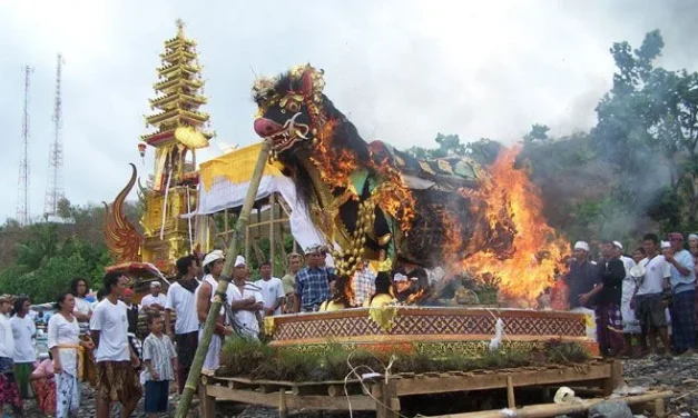 Upacara Ngaben Dalam Proses Kematian Di Bali