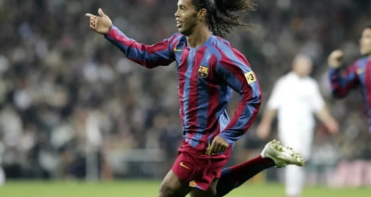 Pesepakbola Asal Brasil Ronaldo De Assis Morera Sang Legenda