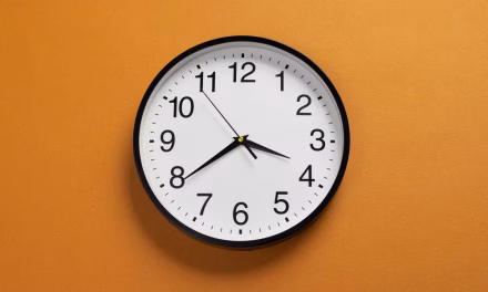 Penunjuk Waktu Menggunakan Jam Dengan Versi Modern