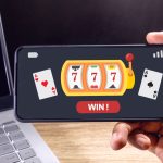 Kegiatan Perjudian Melalui Online Menggunakan Smartphone Saja