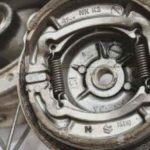 Bagian Rem Tromol Pengereman Pada Kendala Motor