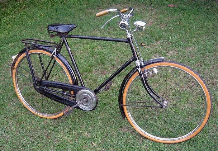 Barang Antik Sepeda Ontel Kendaraan Waktu Dulu