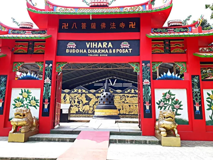 Bangunan Vihara Kawasan Ibadah Umat Buddha
