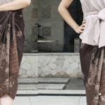 Bagian Bawah Rok Sebagai Pakaian Perempuan