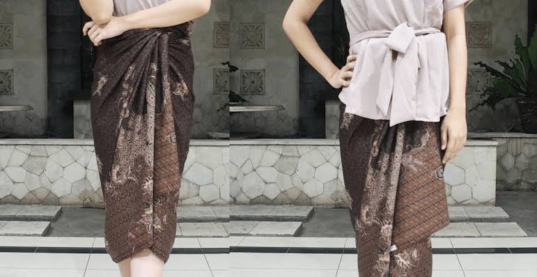 Bagian Bawah Rok Sebagai Pakaian Perempuan