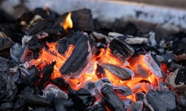 Bahan Pembakaran Arang Sebagai Cara Memasak