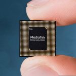 Komponen Mini Chip Pada Sebuah Benda Elektronik