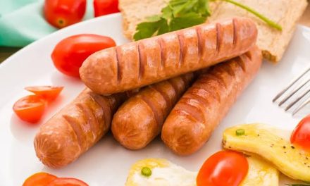 Makanan Cepat Sosis Dalam Penyajian Dan Pengolahan