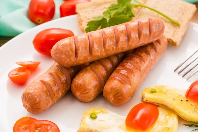 Makanan Cepat Sosis Dalam Penyajian Dan Pengolahan