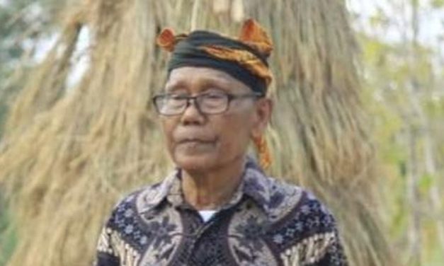 Seseorang Tertua Atau Sesepu Dalam Sebuah Desa