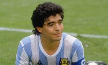 Legenda Sepakbola Maradona Dari Negara Argentina