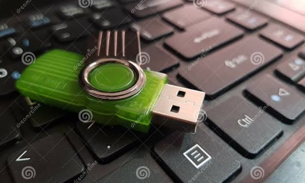 Sebuah Penyimpanan Flashdisk Pada Perangkat Kecil