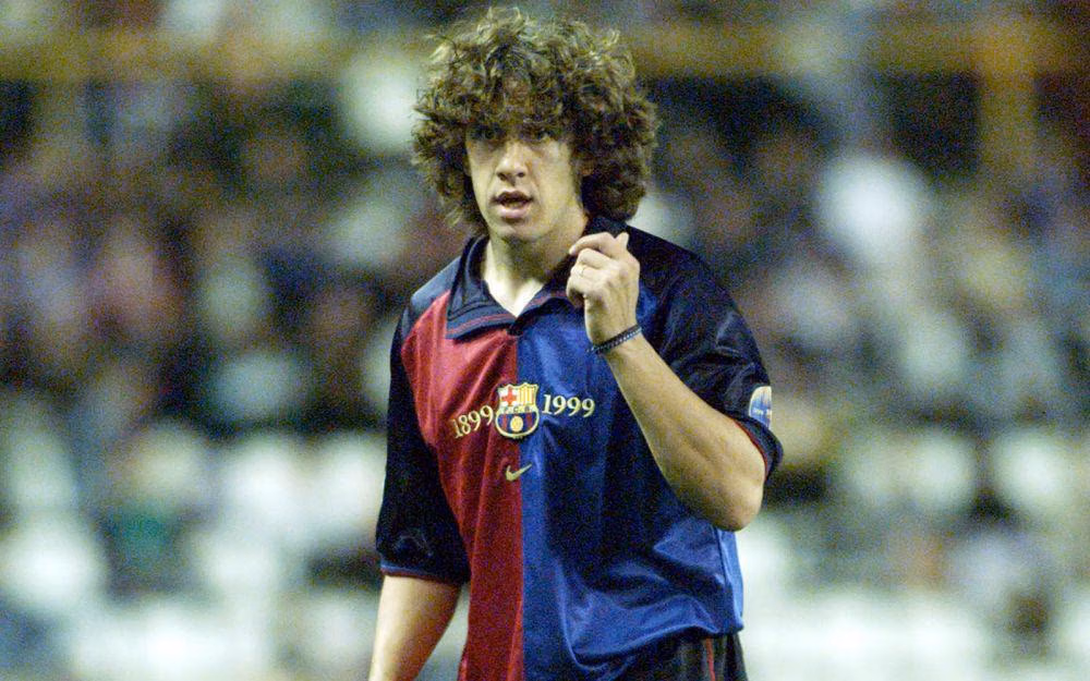 Suatu Pemain Bola Puyol Dengan Bek Terbaik