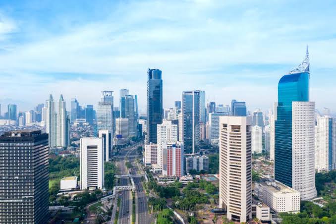 Sebuah Bangunan Gedung Besar Untuk Banyak Hal